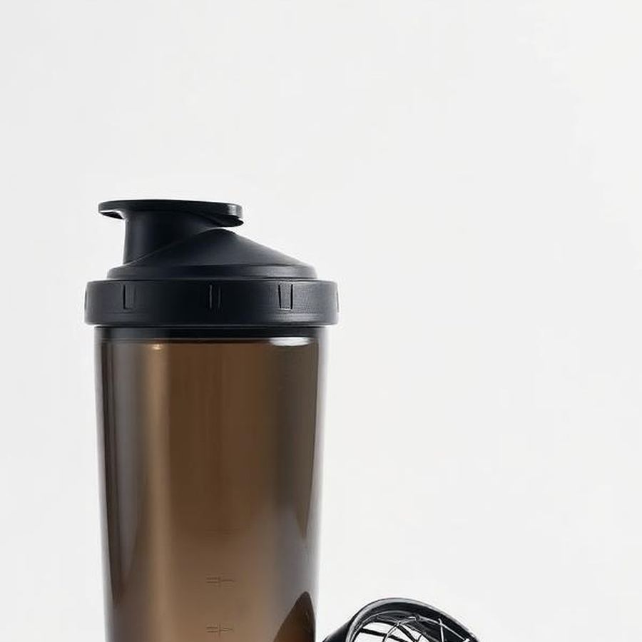 Protein Shaker — Close-up detail