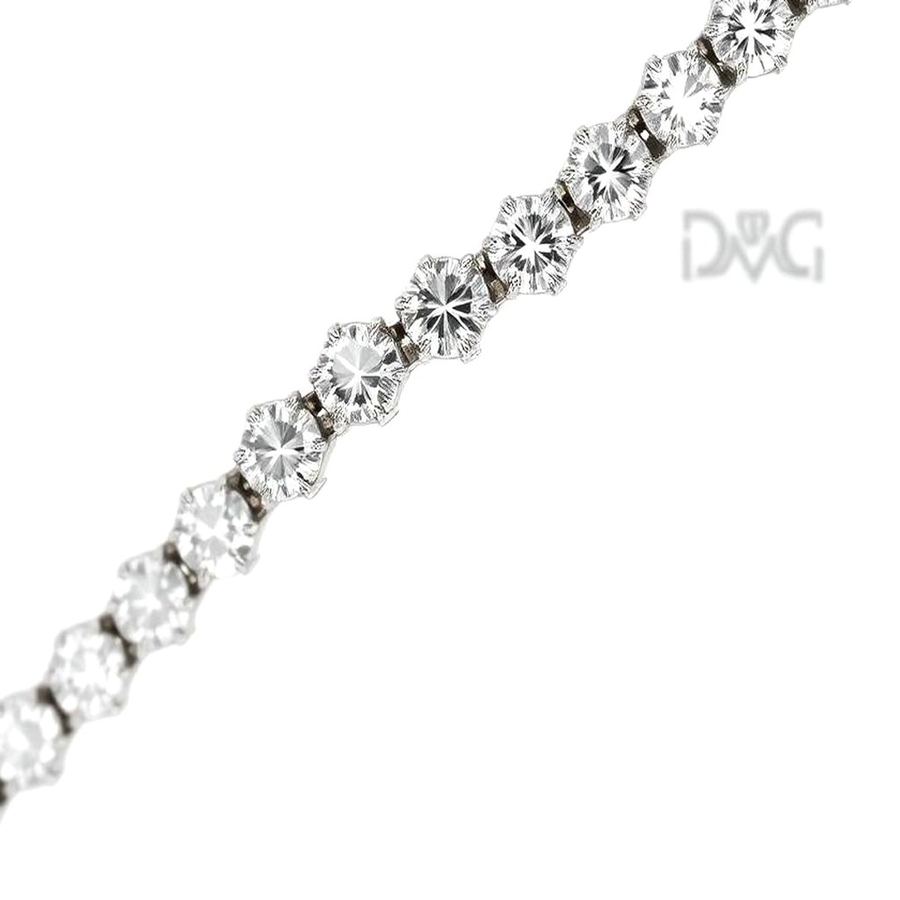 Diamond Tennis Bracelet — Lifestyle