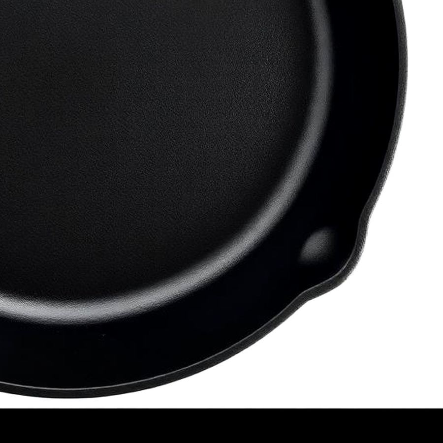 Cast Iron Skillet — Macro detail